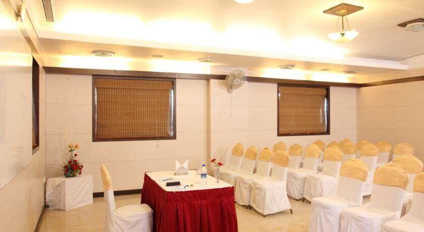 Zip Rooms Premium Services Marathahalli, Bangalore 5